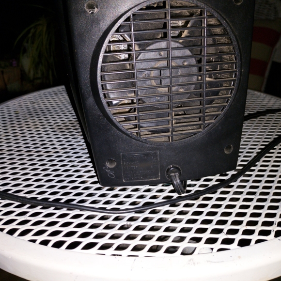 Sunbeam ceramic heater small - Picture 3 of 3